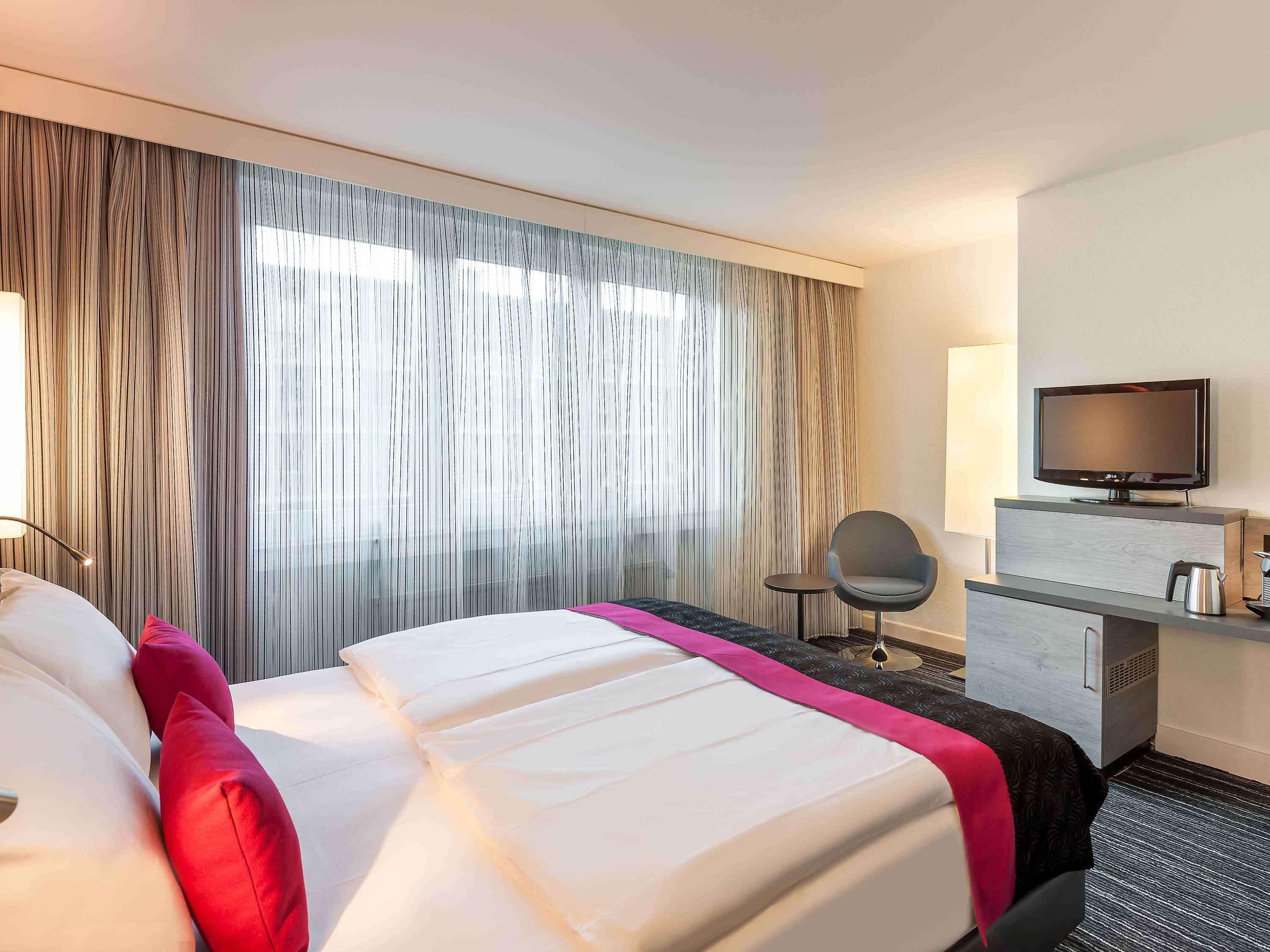 Mercure Hotel Duesseldorf Zentrum Exterior photo