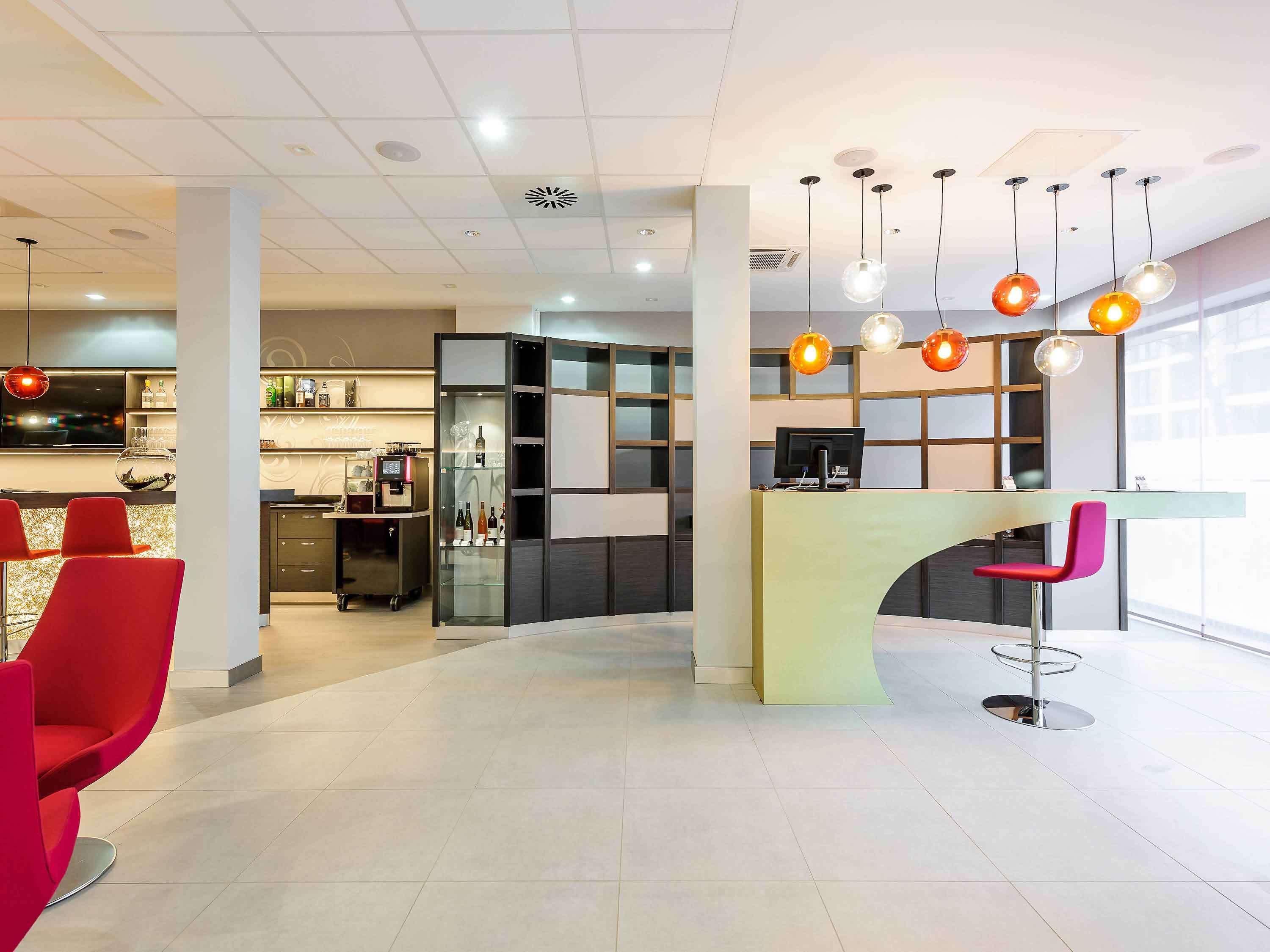 Mercure Hotel Duesseldorf Zentrum Exterior photo